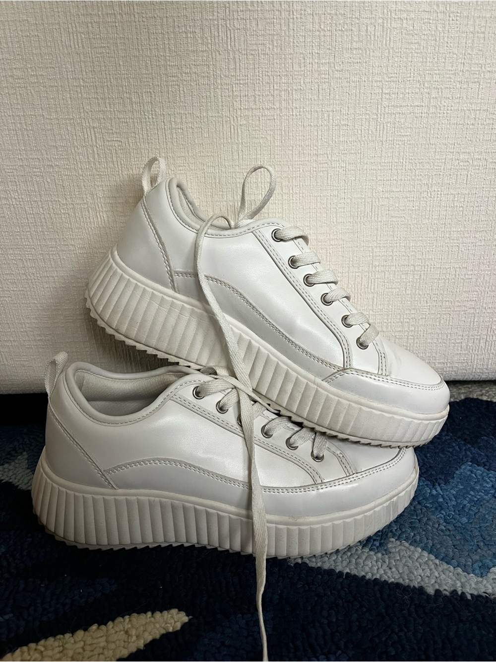 Dream Pairs White Platform Sneakers
